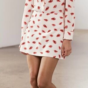 NWT ZARA LIPS PRINT MINI SKIRT, SIZE XS